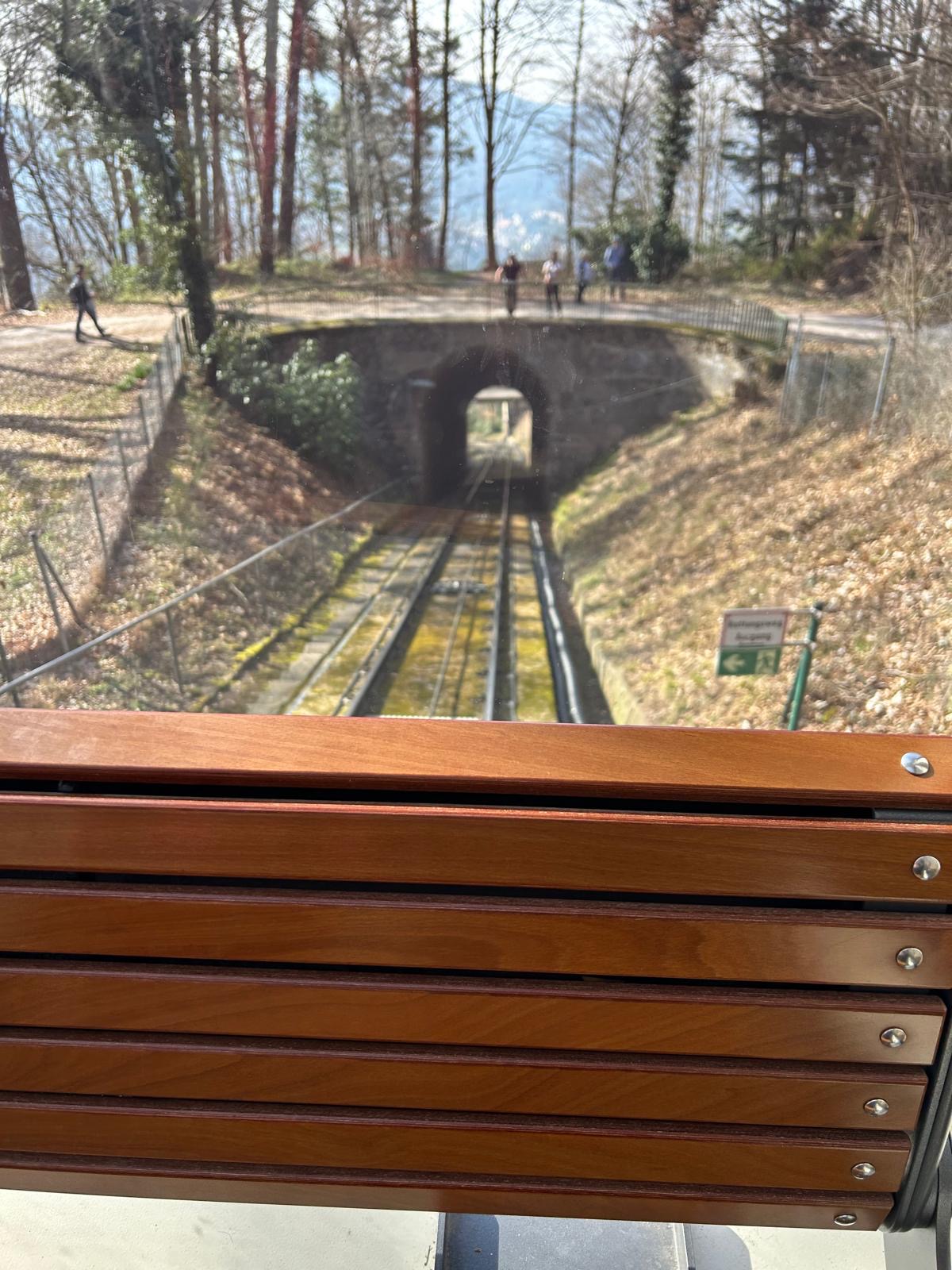 e44eb09a-0e1d-4e61-a640-954c18407ed0